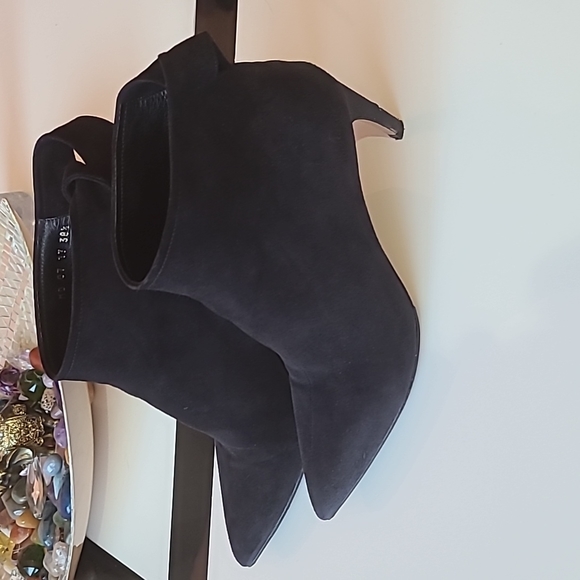 Ladies ankle booties - Picture 4 of 16